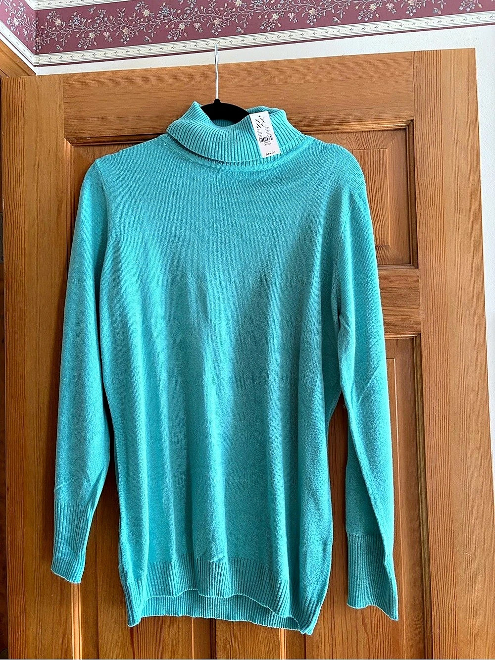 NY Turtleneck Sweater in Blue Size Large NWT